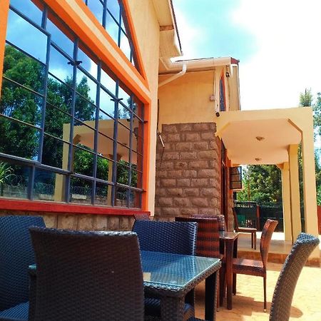 The Peak Meadows Hotel نيري المظهر الخارجي الصورة