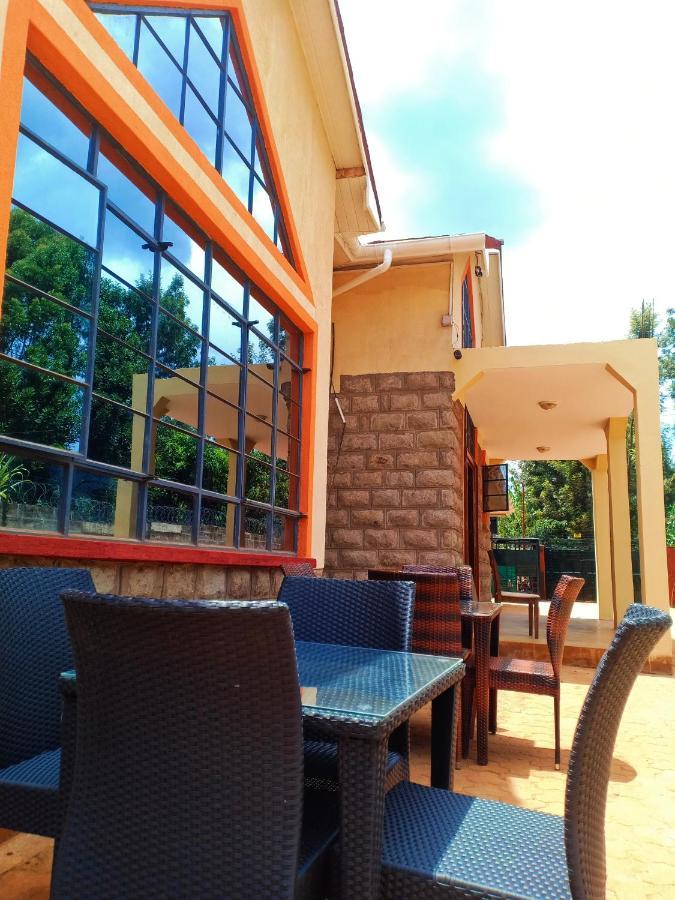 The Peak Meadows Hotel نيري المظهر الخارجي الصورة